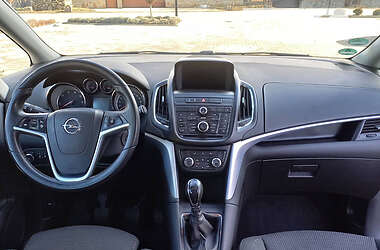 Мікровен Opel Zafira 2015 в 