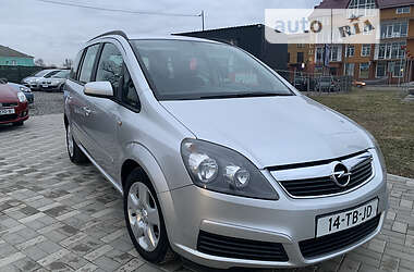 Минивэн Opel Zafira 2006 в Староконстантинове
