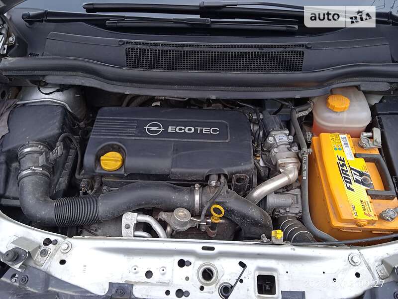 Минивэн Opel Zafira 2012 в Хмельницком