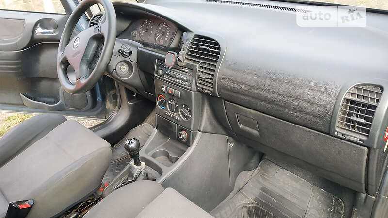 Мінівен Opel Zafira 2001 в Білій Церкві фото 4 Мінівен Opel Zafira 2001 в Білій Церкві