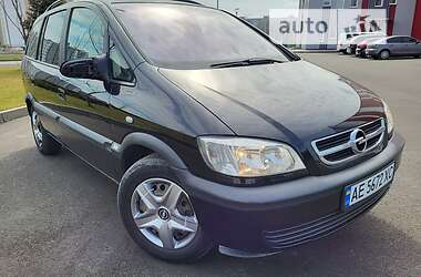 Минивэн Opel Zafira 2004 в Днепре