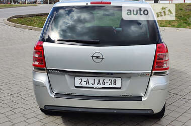 Минивэн Opel Zafira 2011 в Стрые