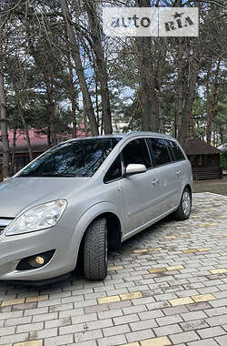 Минивэн Opel Zafira 2009 в Бершади