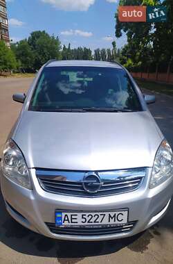 Мінівен Opel Zafira 2009 в Кривому Розі
