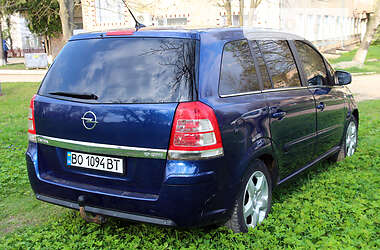 Минивэн Opel Zafira 2010 в Чорткове