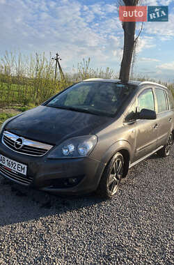 Opel Zafira 2010 Opel Zafira 2010
