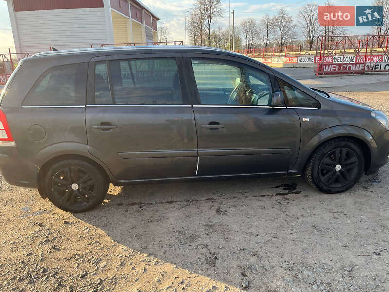 Мінівен Opel Zafira 2010 в Вінниці