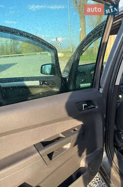 Минивэн Opel Zafira 2010 в 