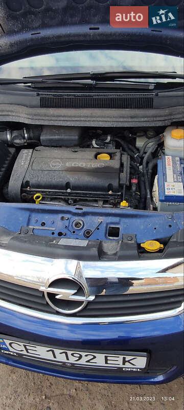 Минивэн Opel Zafira 2006 в Черновцах