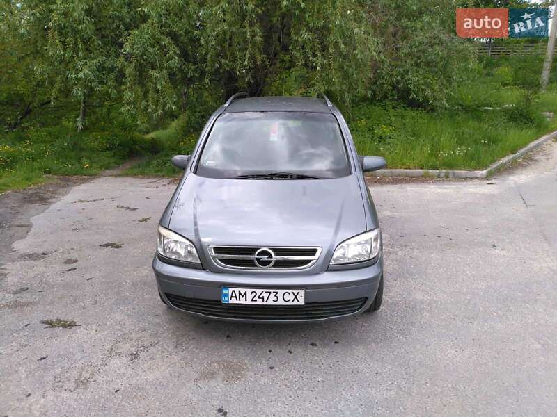 Opel Zafira 2004