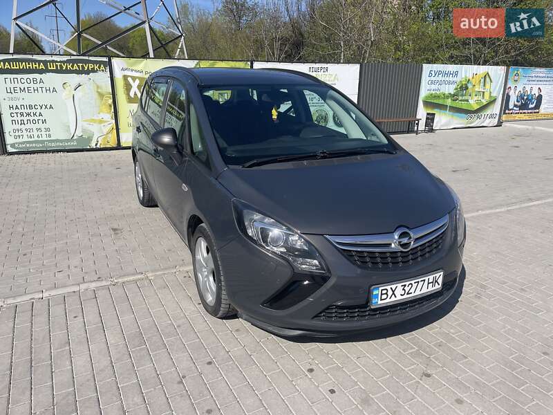 Мінівен Opel Zafira 2014 в Кам'янець-Подільському