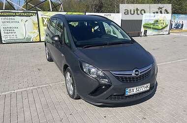 Минивэн Opel Zafira 2014 в Каменец-Подольском