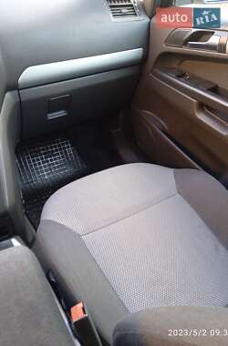 Мінівен Opel Zafira 2010 в Коломиї