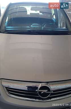 Мінівен Opel Zafira 2010 в Коломиї