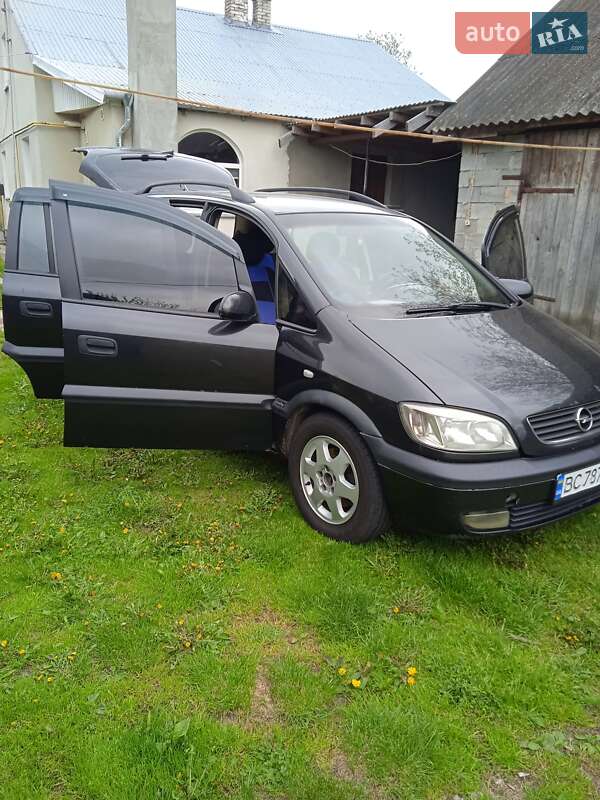Минивэн Opel Zafira 2001 в 