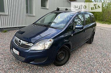 Opel Zafira 2011