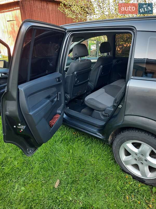 Минивэн Opel Zafira 2008 в Долине фото 11 Минивэн Opel Zafira 2008 в Долине
