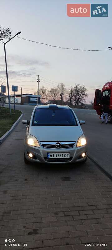 Мінівен Opel Zafira 2009 в Первомайську