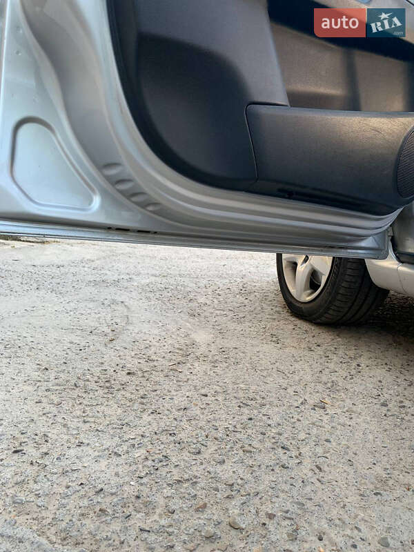 Минивэн Opel Zafira 2008 в Черновцах