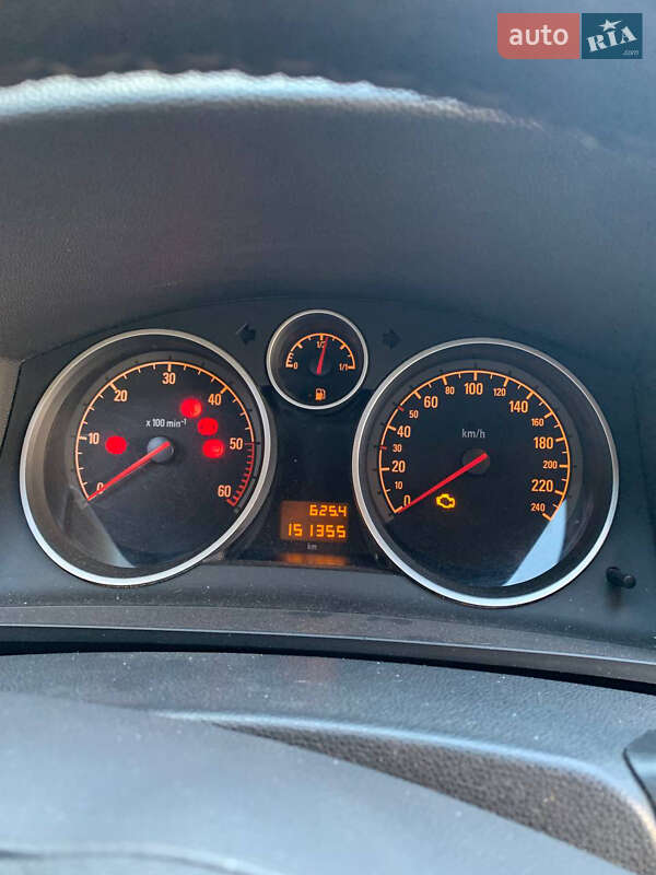 Минивэн Opel Zafira 2008 в Черновцах