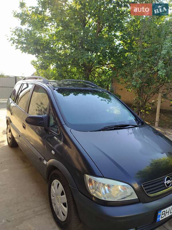 Минивэн Opel Zafira 2001 в Одессе
