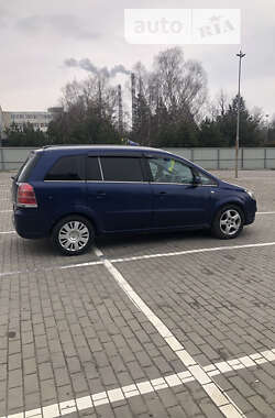 Минивэн Opel Zafira 2006 в Луцке