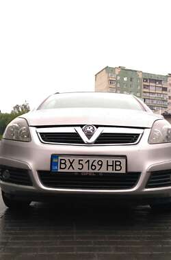 Минивэн Opel Zafira 2006 в Черновцах