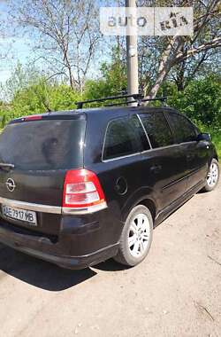 Минивэн Opel Zafira 2008 в Каменском