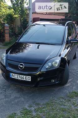 Минивэн Opel Zafira 2007 в Луцке