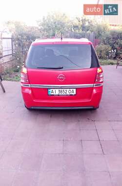 Минивэн Opel Zafira 2009 в 