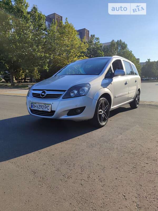Минивэн Opel Zafira 2011 в Одессе