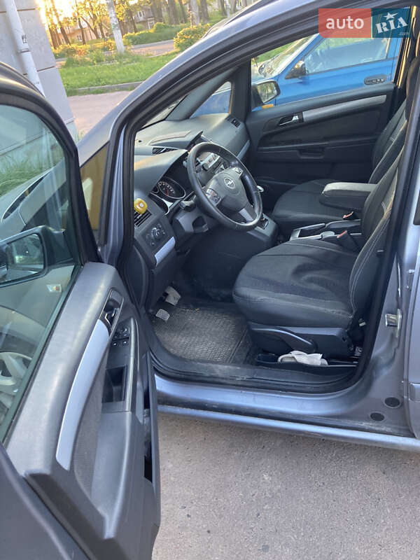 Мінівен Opel Zafira 2007 в Самборі