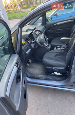 Минивэн Opel Zafira 2007 в 