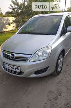 Минивэн Opel Zafira 2010 в Кременчуге