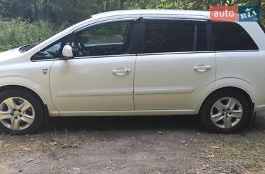 Мінівен Opel Zafira 2011 в Красилові