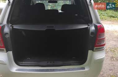 Минивэн Opel Zafira 2011 в 