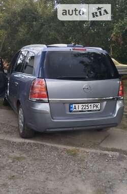Минивэн Opel Zafira 2007 в 