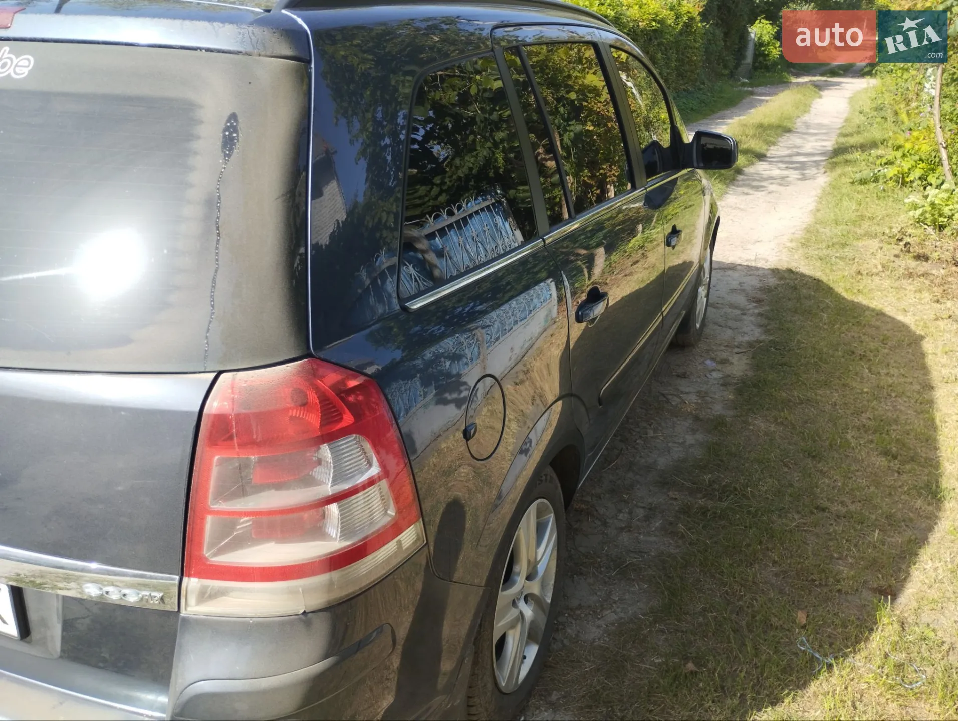 2010 Opel Zafira - мініатюра 2