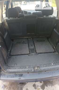 Минивэн Opel Zafira 2002 в 