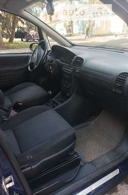 Минивэн Opel Zafira 2002 в 