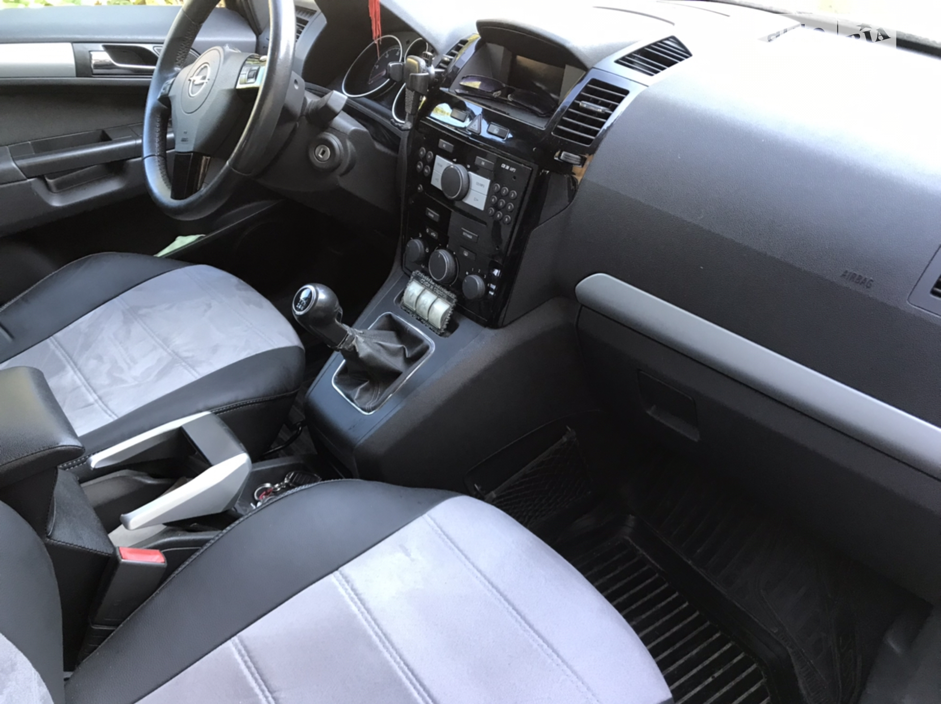 2010 Opel Zafira - мініатюра 5