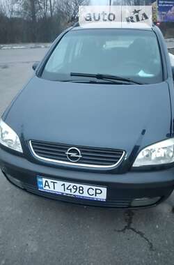 Минивэн Opel Zafira 2003 в Ивано-Франковске