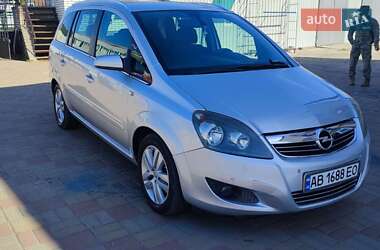 Минивэн Opel Zafira 2008 в 