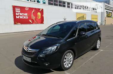 Мікровен Opel Zafira 2014 в Миколаєві