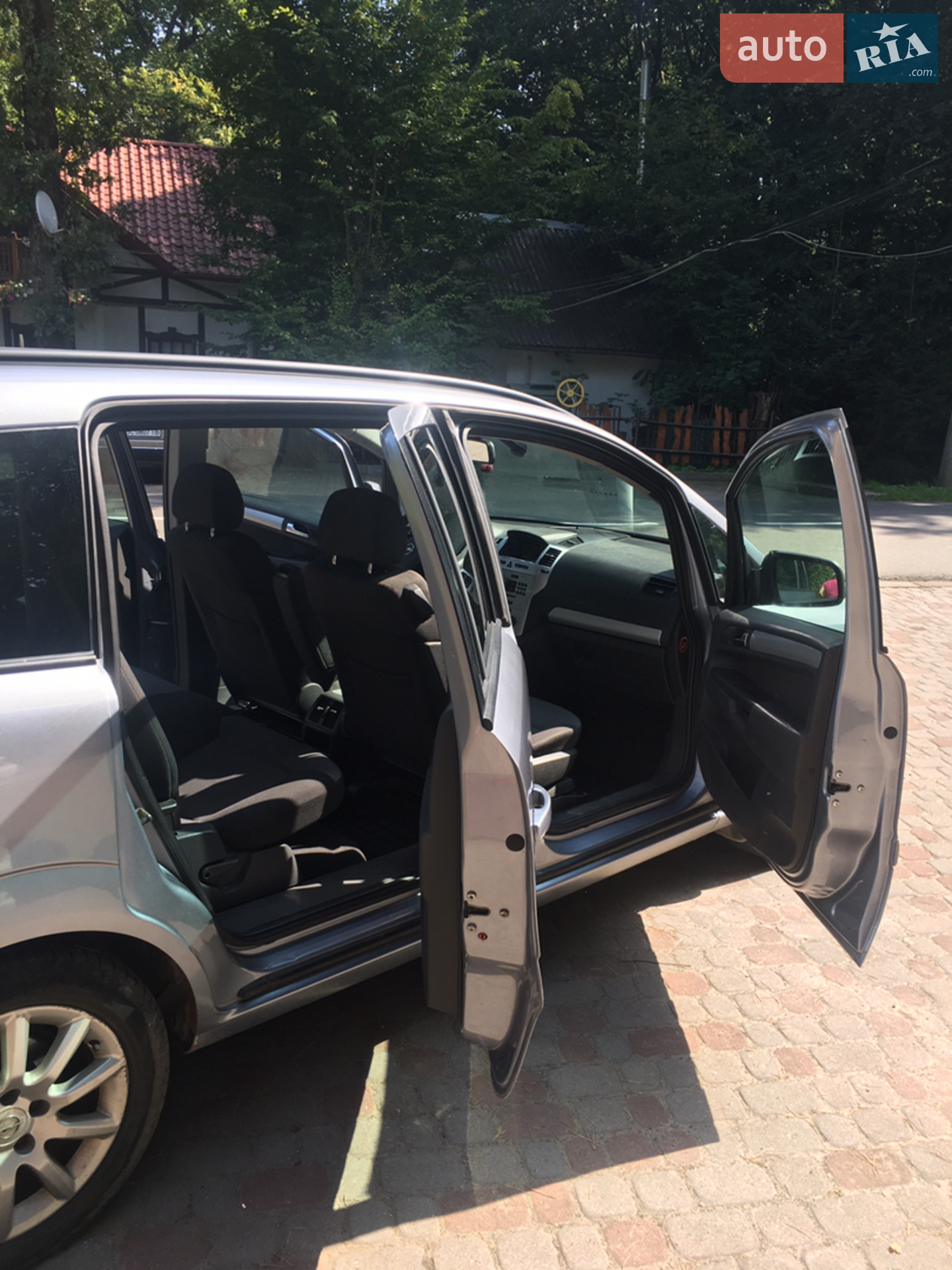 2010 Opel Zafira - мініатюра 13
