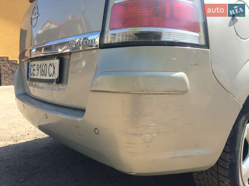 Минивэн Opel Zafira 2007 в Черновцах