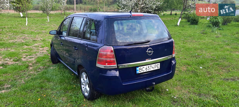 Мінівен Opel Zafira 2005 в Львові