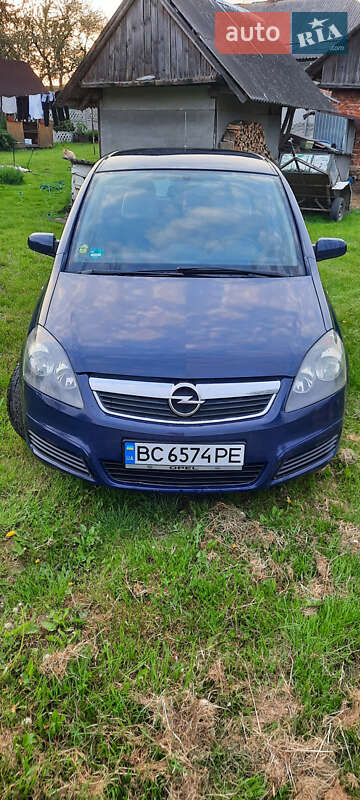 Мінівен Opel Zafira 2005 в Львові