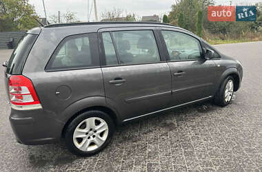 Мінівен Opel Zafira 2012 в 