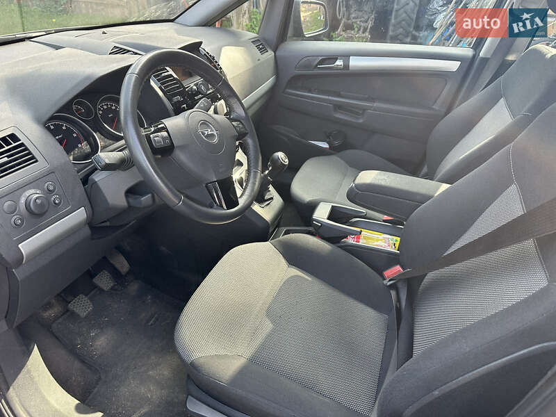 Мінівен Opel Zafira 2012 в Ратному